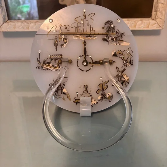 Vintage - Navy Woven Lucite Round Box Purse - Picture 2 of 7